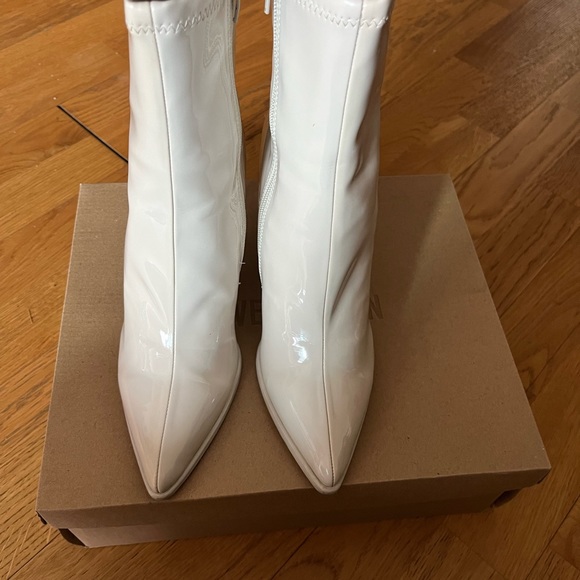 Steve Madden Kambia Bone Booties - Picture 4 of 6